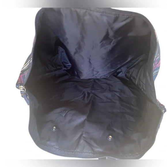 Coach Getaway Nylon Packable Extra-Large Weekender - Picture 14 of 15